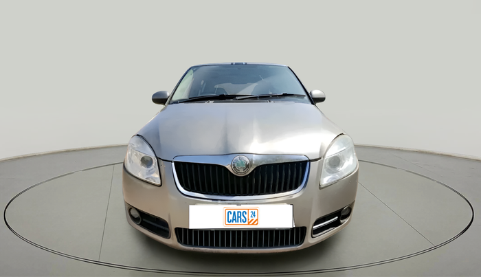 2008 Skoda Fabia ELEGANCE 1.2 MPI, Petrol, Manual, 1,14,280 km, exterior