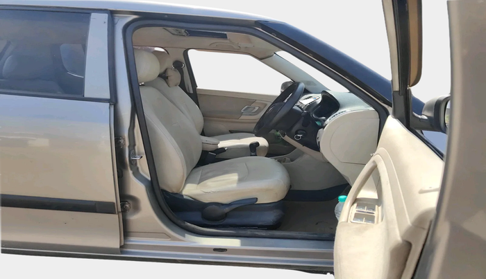 2008 Skoda Fabia ELEGANCE 1.2 MPI, Petrol, Manual, 1,14,280 km, interior