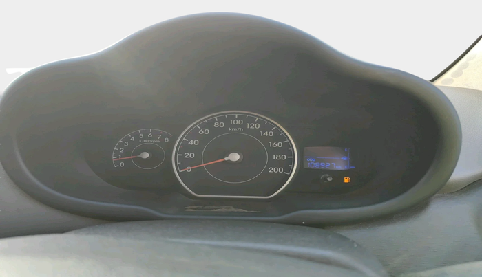 2011 Hyundai i10 MAGNA 1.2, Petrol, Manual, 1,08,927 km, interior