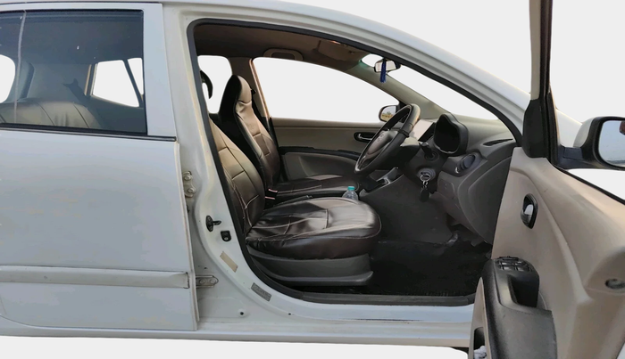 2011 Hyundai i10 MAGNA 1.2, Petrol, Manual, 1,08,927 km, interior