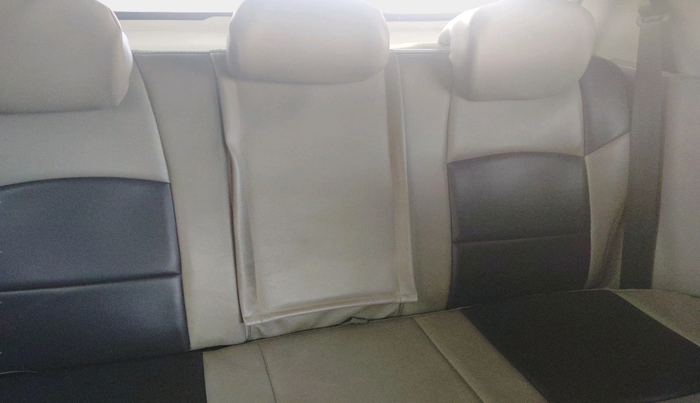 2016 Mahindra Kuv100 K8 6 STR, Petrol, Manual, 39,937 km, interior