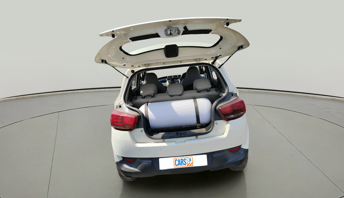 2017 Mahindra Kuv100 K6 PLUS 6 STR, Petrol, Manual, 81,979 km, exterior