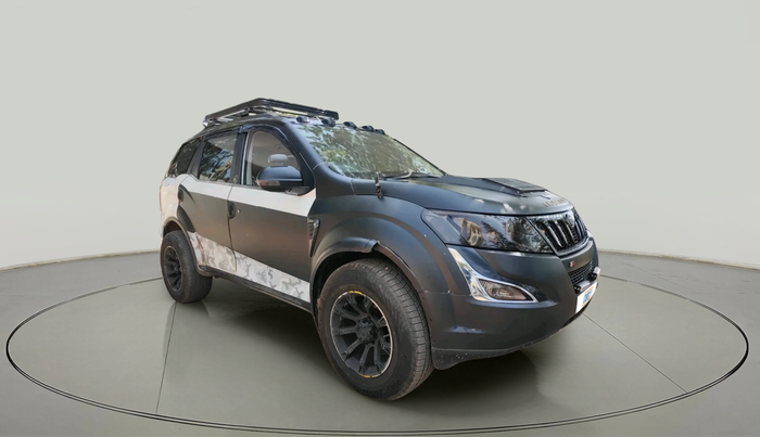 2017 Mahindra XUV500 W10, Diesel, Manual, 1,28,917 km, exterior