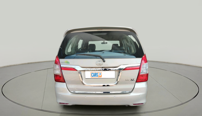 2013 Toyota Innova 2.5 VX 8 STR, Diesel, Manual, 1,50,597 km, exterior