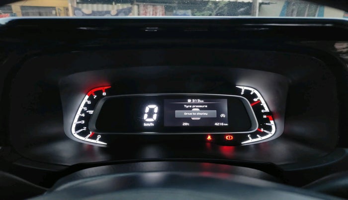 2024 KIA SONET HTK 1.2 PETROL MT, Petrol, Manual, 4,216 km, interior