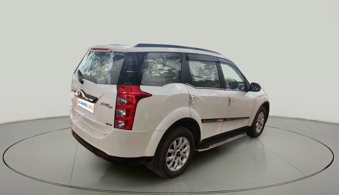 2017 Mahindra XUV500 W10, Diesel, Manual, 1,42,282 km, exterior