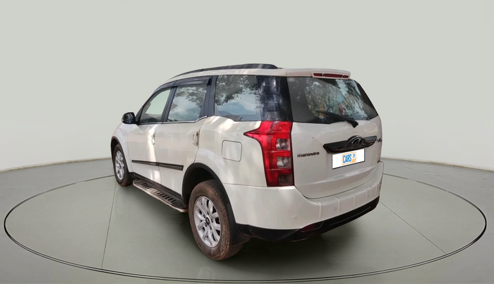 2017 Mahindra XUV500 W10, Diesel, Manual, 1,42,282 km, exterior