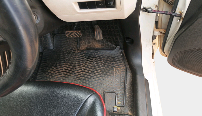 2017 Maruti IGNIS DELTA 1.2 AMT, Petrol, Automatic, 1,65,054 km, interior