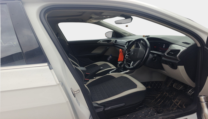 2022 Volkswagen TAIGUN GT PLUS 1.5 TSI DSG, Petrol, Automatic, 1,39,163 km, interior