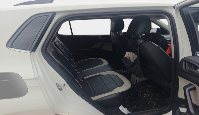 2022 Volkswagen TAIGUN GT PLUS 1.5 TSI DSG, Petrol, Automatic, 1,39,163 km, interior