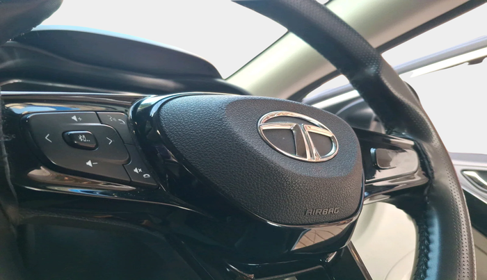 2023 Tata NEXON XZ PLUS PETROL, Petrol, Manual, 17,114 km, interior