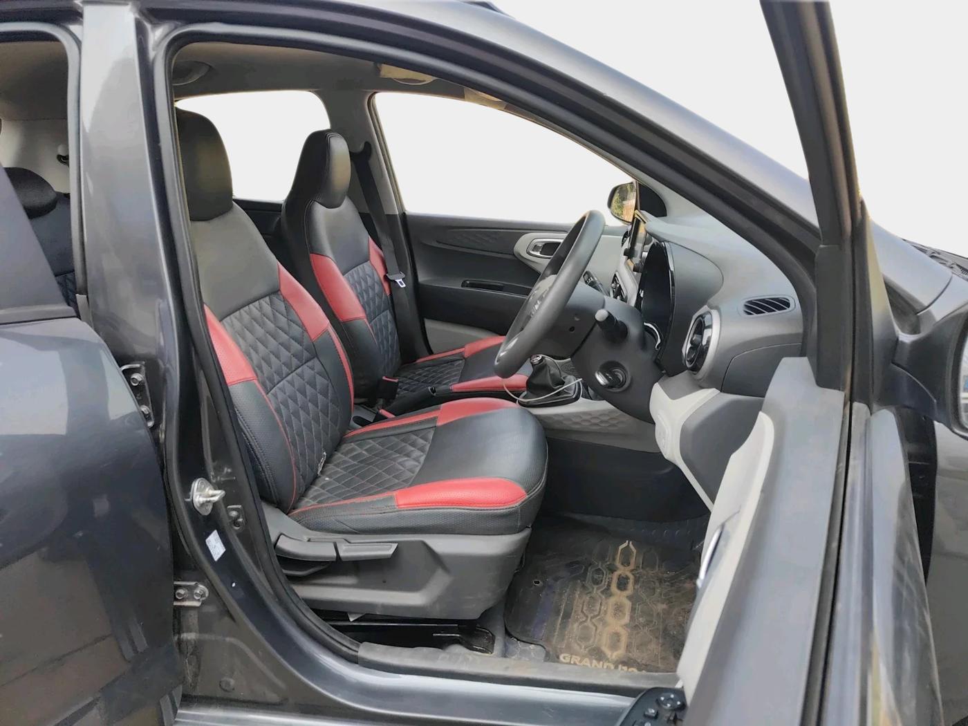 2023 Hyundai GRAND I10 NIOS SPORTZ 1.2 KAPPA VTVT, Petrol, Manual, 30,837 km, interior