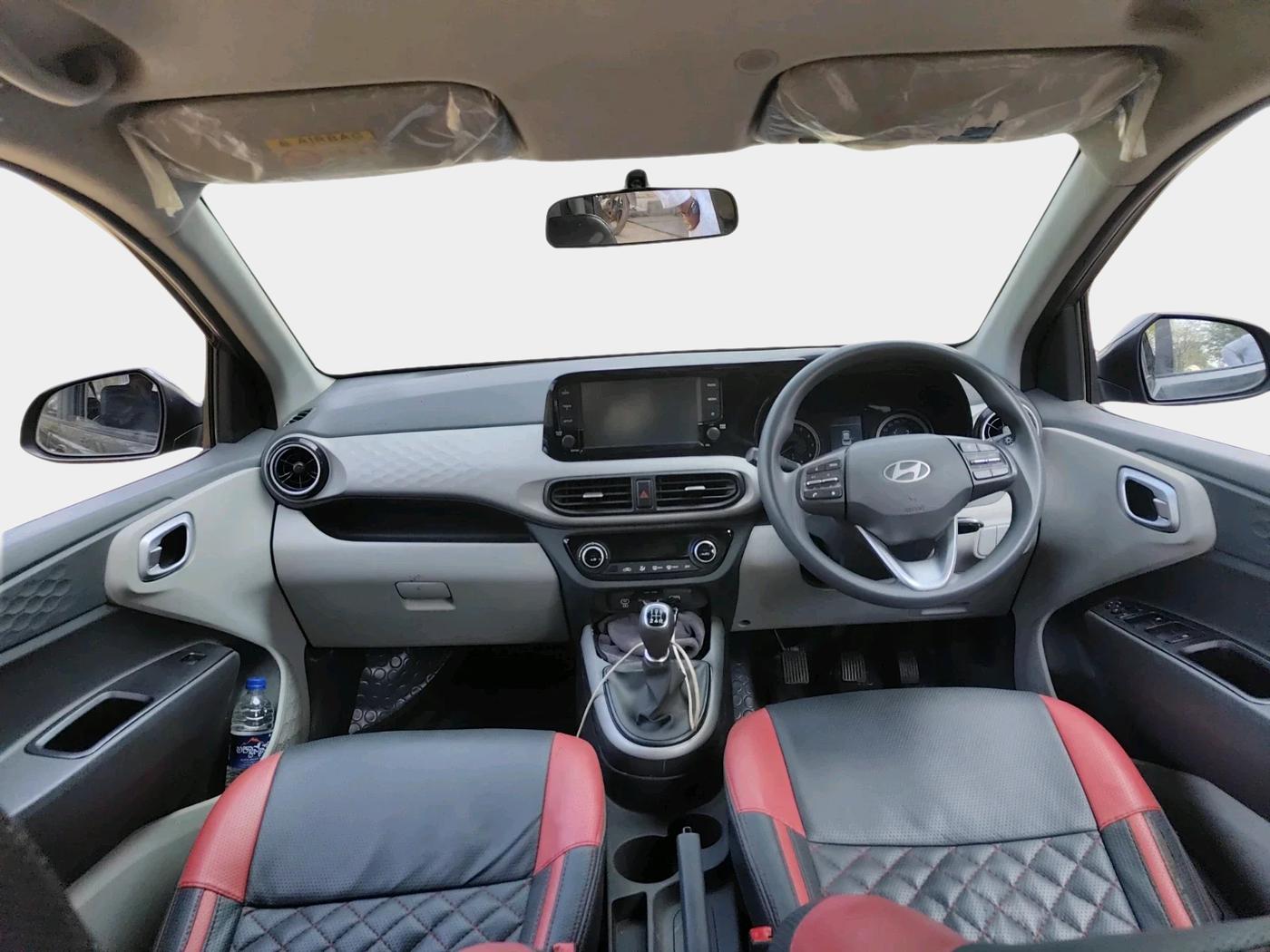 2023 Hyundai GRAND I10 NIOS SPORTZ 1.2 KAPPA VTVT, Petrol, Manual, 30,837 km, interior