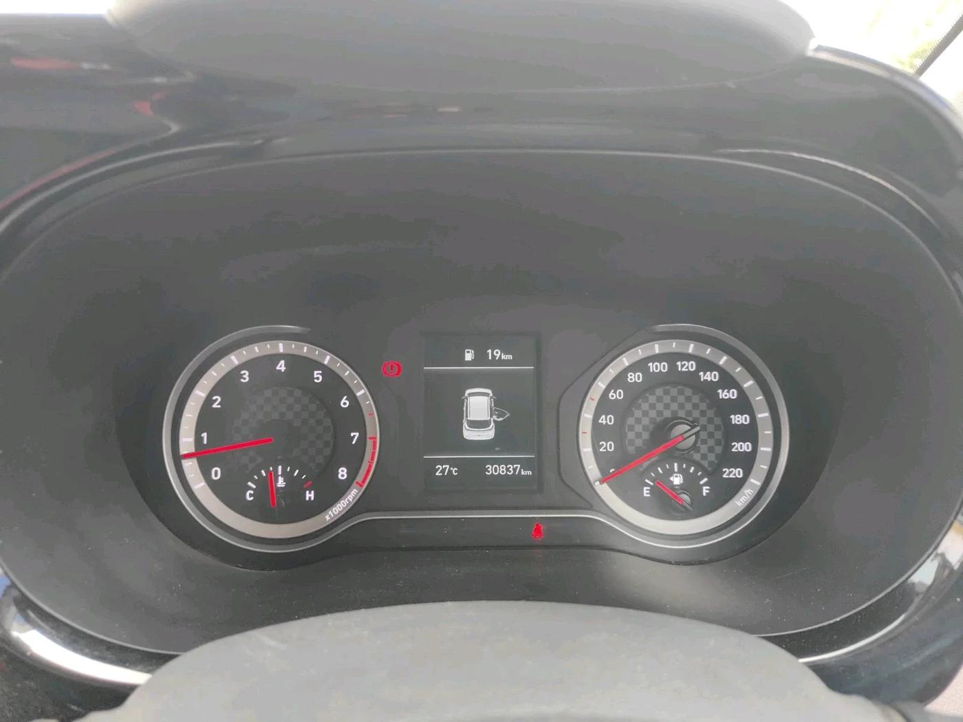 2023 Hyundai GRAND I10 NIOS SPORTZ 1.2 KAPPA VTVT, Petrol, Manual, 30,837 km, interior