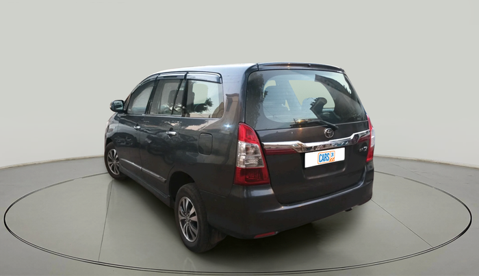 2015 Toyota Innova 2.5 VX 7 STR, Diesel, Manual, 1,81,000 km, exterior