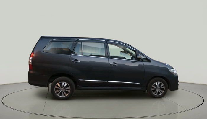 2015 Toyota Innova 2.5 VX 7 STR, Diesel, Manual, 1,81,000 km, exterior