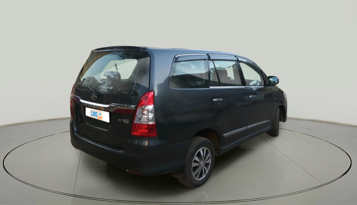 2015 Toyota Innova 2.5 VX 7 STR, Diesel, Manual, 1,81,000 km, exterior