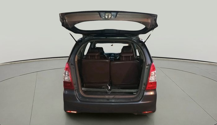 2015 Toyota Innova 2.5 VX 7 STR, Diesel, Manual, 1,81,000 km, exterior