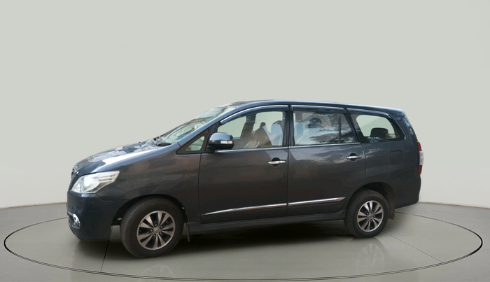 2015 Toyota Innova 2.5 VX 7 STR, Diesel, Manual, 1,81,000 km, exterior