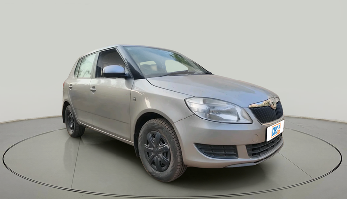2013 Skoda Fabia AMBITION PLUS 1.2 MPI, Petrol, Manual, 1,21,794 km, exterior