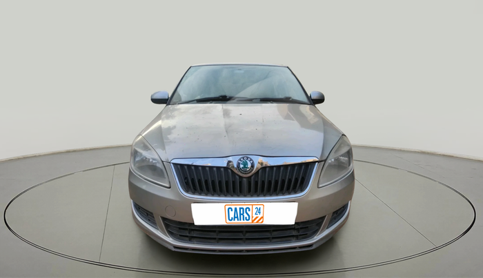 2013 Skoda Fabia AMBITION PLUS 1.2 MPI, Petrol, Manual, 1,21,794 km, exterior