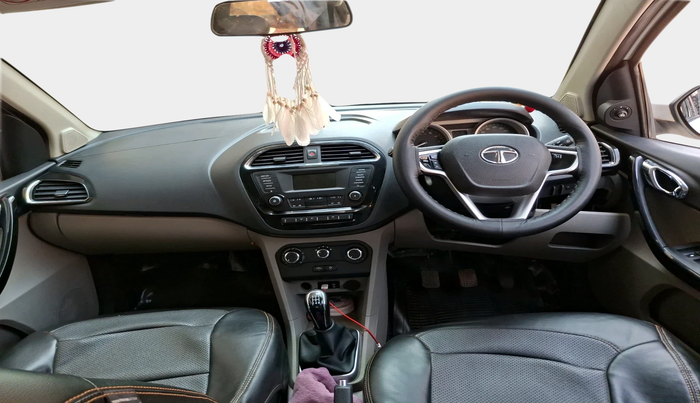 2016 Tata Tiago XZ PETROL, Petrol, Manual, 83,586 km, interior