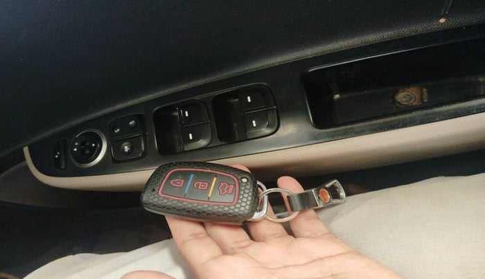 2014 Hyundai Grand i10 SPORTZ 1.1 CRDI, Diesel, Manual, 1,32,498 km, interior