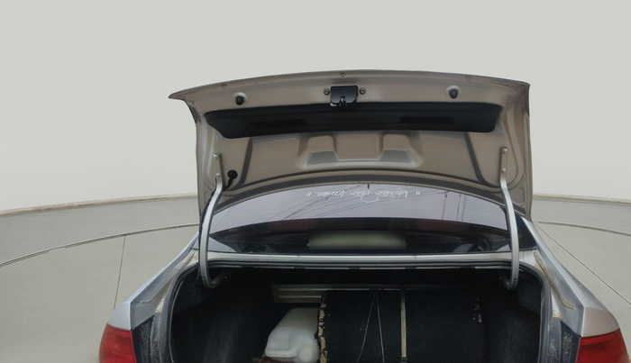 2012 Volkswagen Vento HIGHLINE DIESEL 1.6, Diesel, Manual, 1,26,372 km, exterior