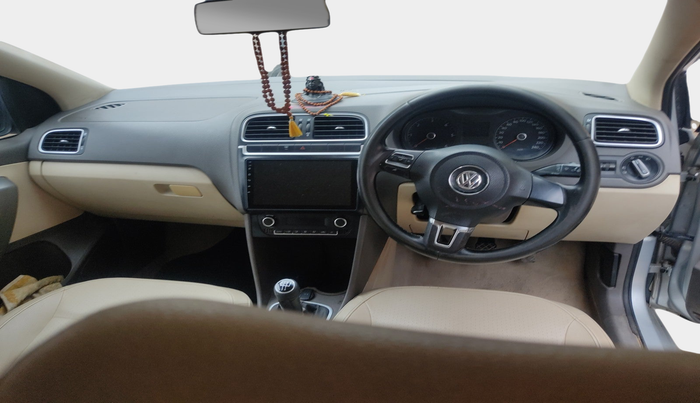 2012 Volkswagen Vento HIGHLINE DIESEL 1.6, Diesel, Manual, 1,26,372 km, interior