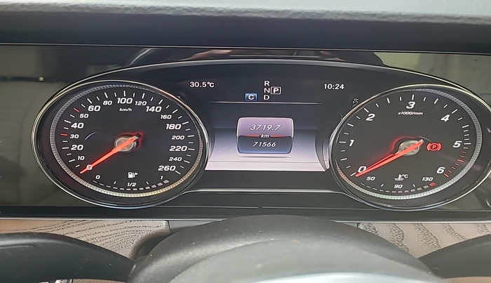 2018 Mercedes Benz E Class E 220 D, Diesel, Automatic, 71,566 km, interior