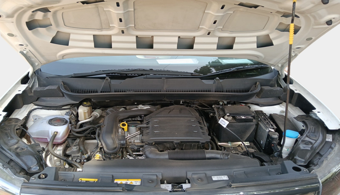 2024 Volkswagen TAIGUN COMFORTLINE 1.0 TSI MT, Petrol, Manual, 11,430 km, exterior