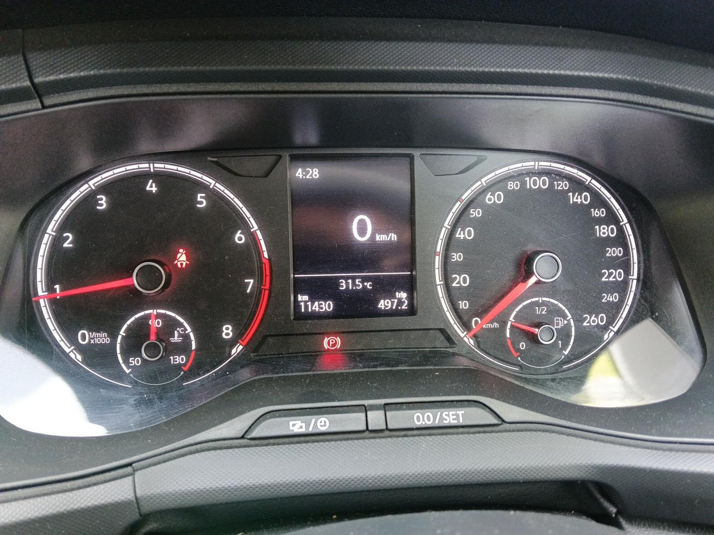 2024 Volkswagen TAIGUN COMFORTLINE 1.0 TSI MT, Petrol, Manual, 11,430 km, interior