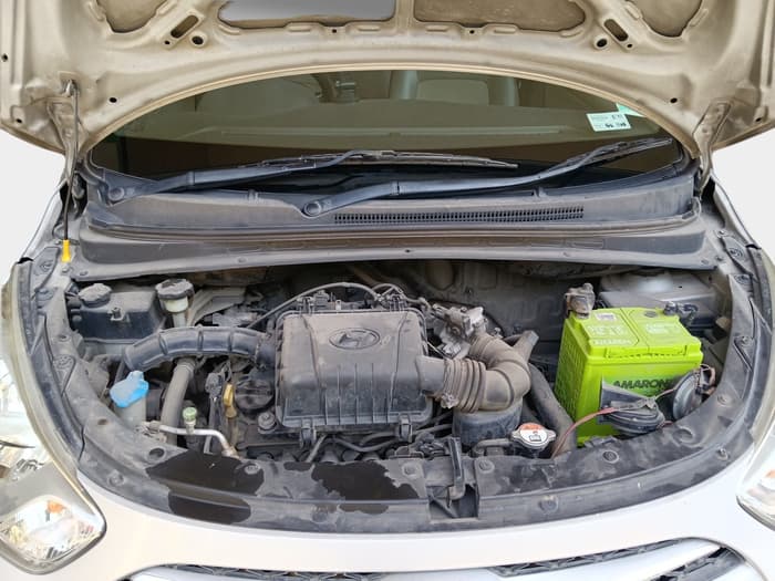 2015 Hyundai i10 SPORTZ 1.1, Petrol, Manual, 1,32,106 km, exterior