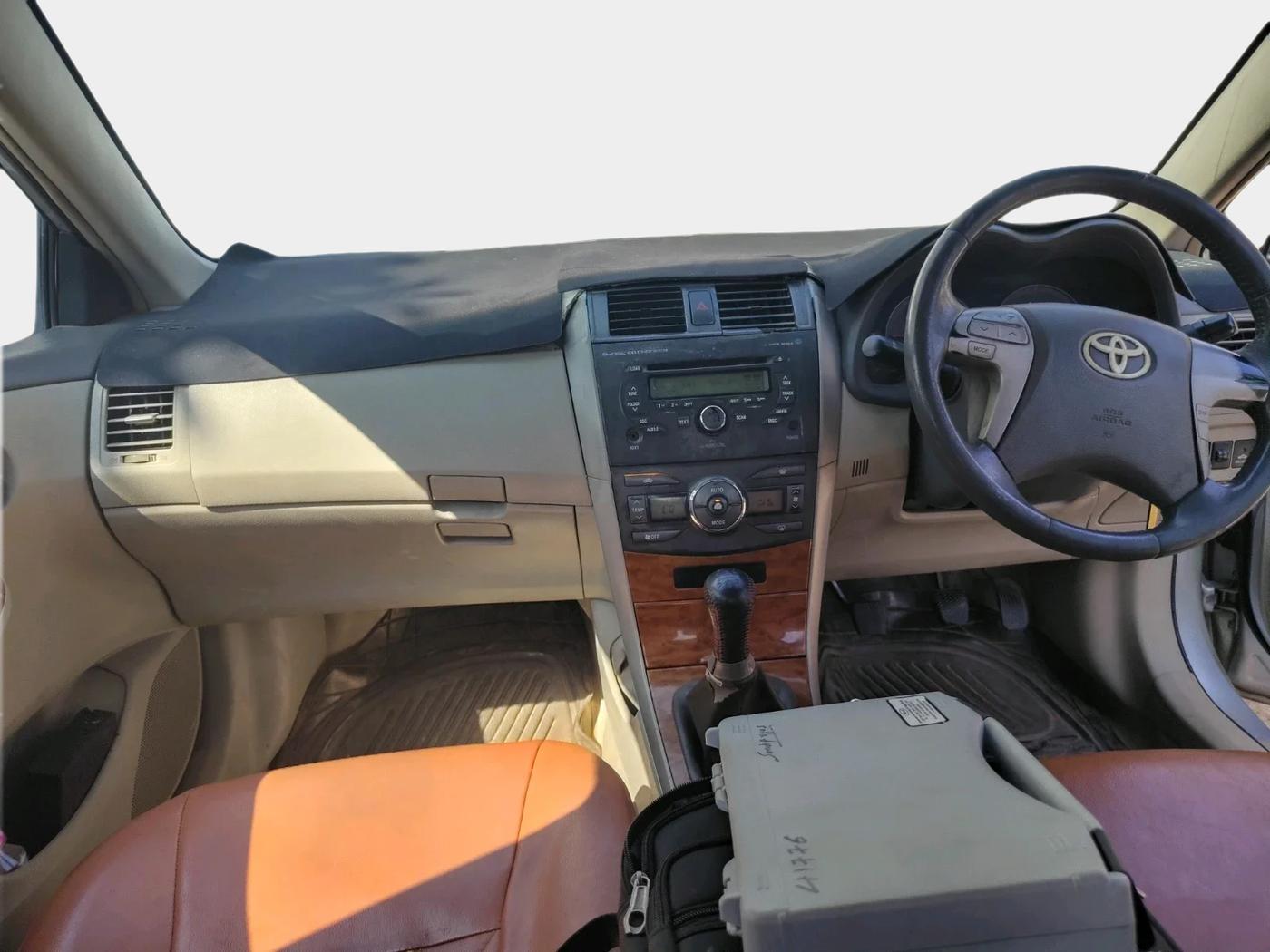 2009 Toyota Corolla Altis G PETROL, CNG, Manual, 2,36,365 km, interior