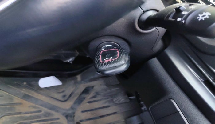 2020 Hyundai NEW I20 SPORTZ 1.2 MT, Petrol, Manual, 48,075 km, interior