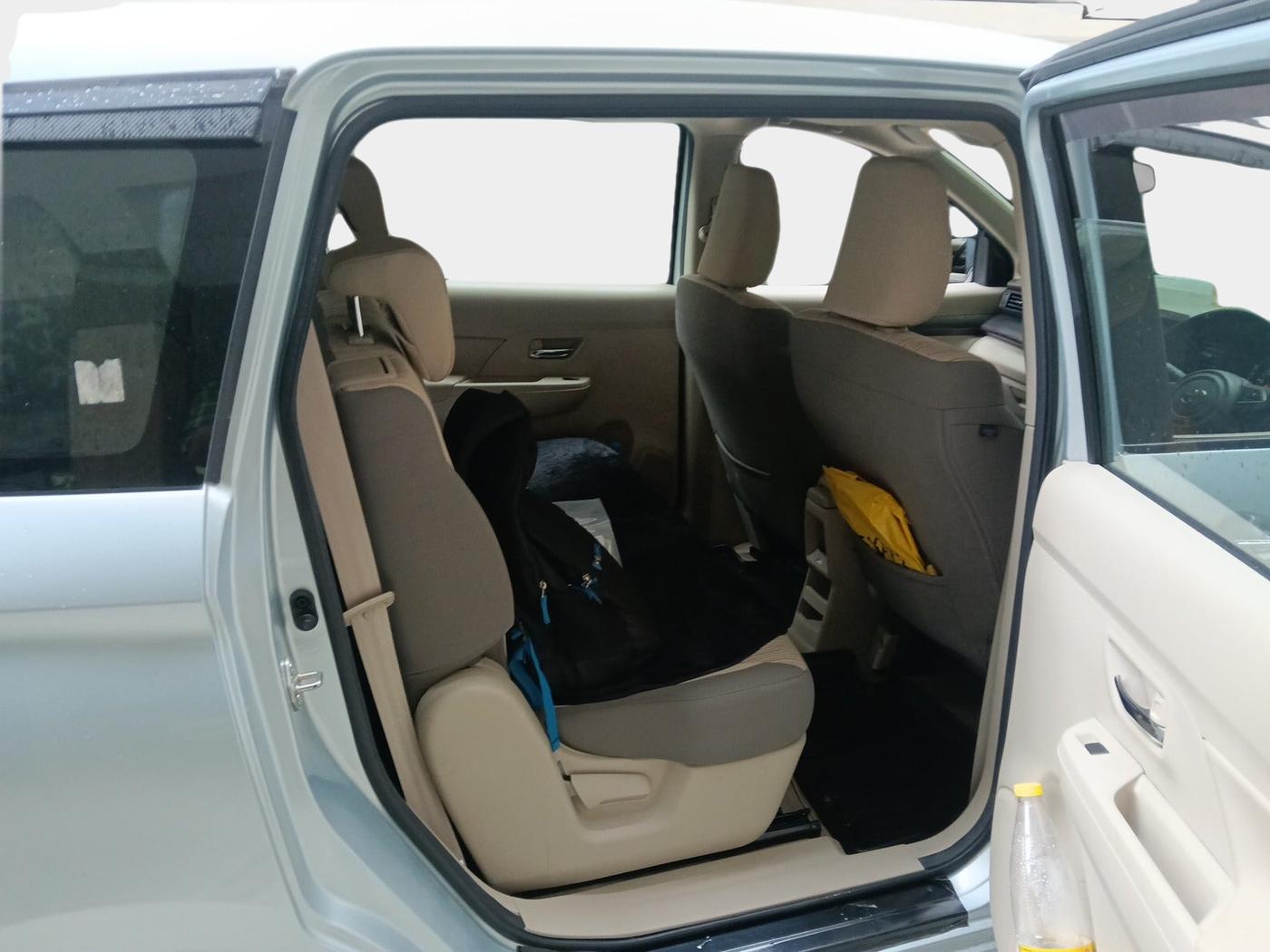 2024 Toyota RUMION V AT , Petrol, Automatic, 13,062 km, interior