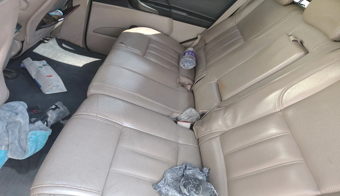 2017 Mahindra XUV500 W10 AT, Diesel, Automatic, 2,16,331 km, interior