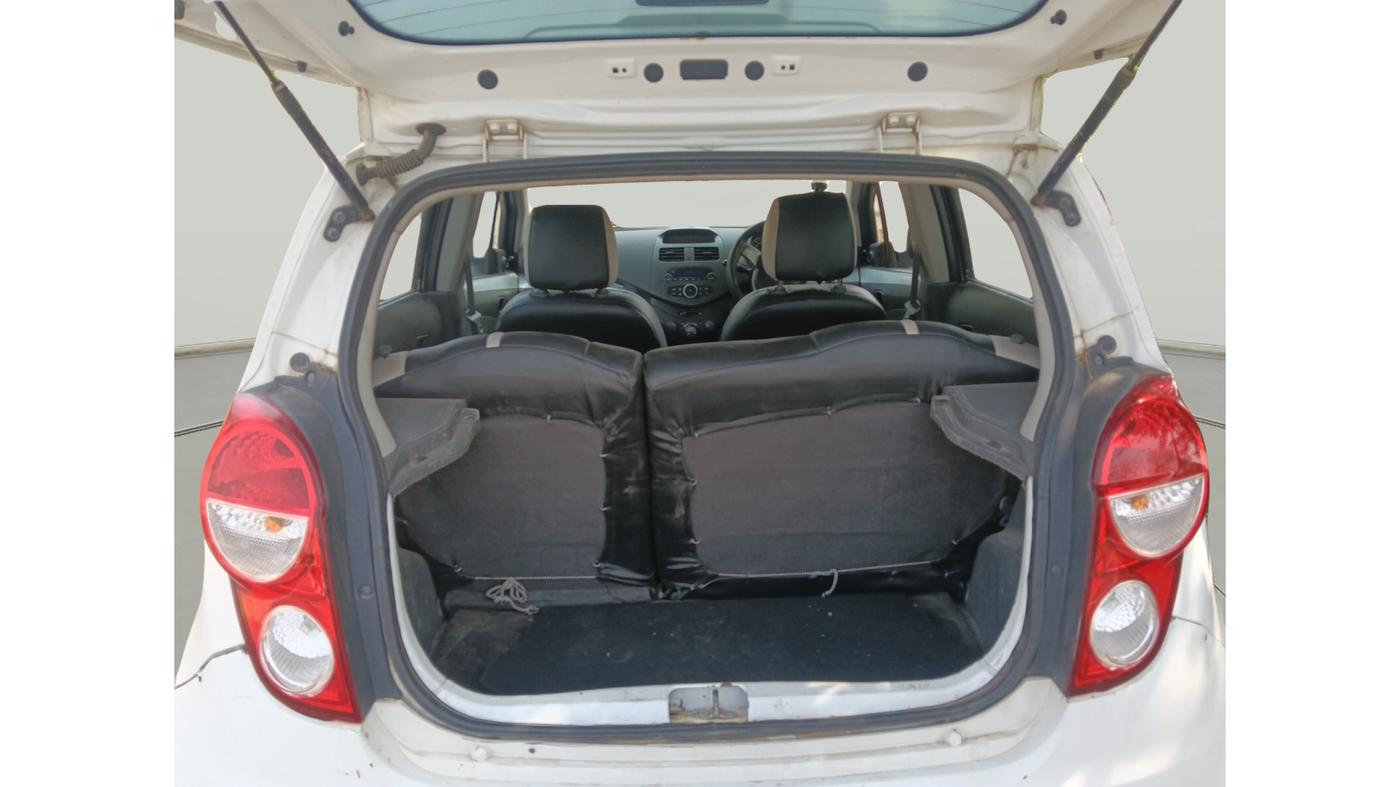 2014 Chevrolet Beat LT PETROL, Petrol, Manual, 1,71,000 km, exterior