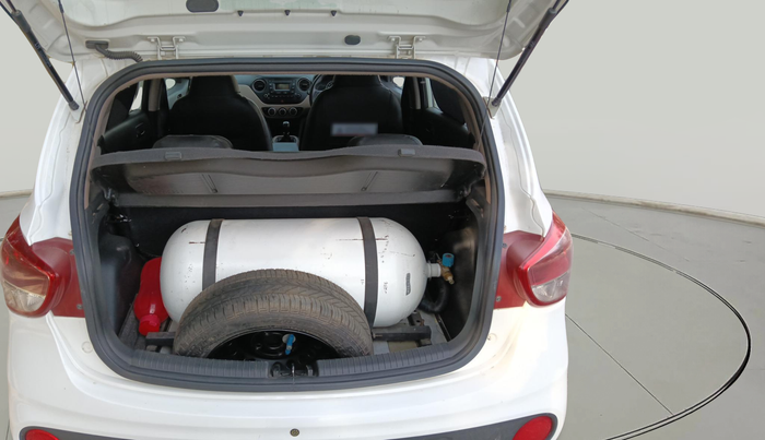 2018 Hyundai Grand i10 MAGNA 1.2 KAPPA VTVT, Petrol, Manual, 1,39,610 km, exterior