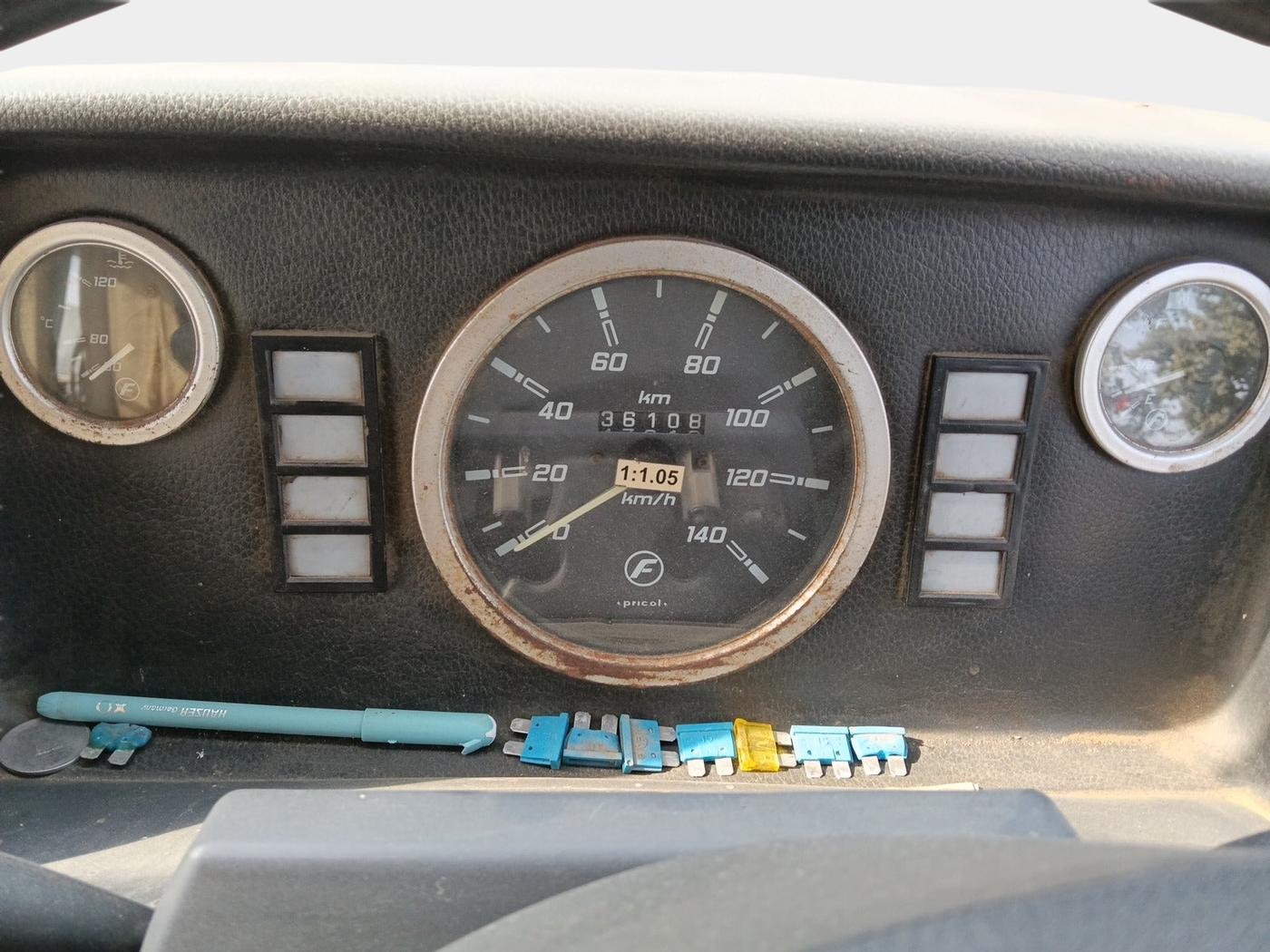 2014 Force Motors TRAVELLER Non ABS, Diesel, Manual, 36,108 km, interior