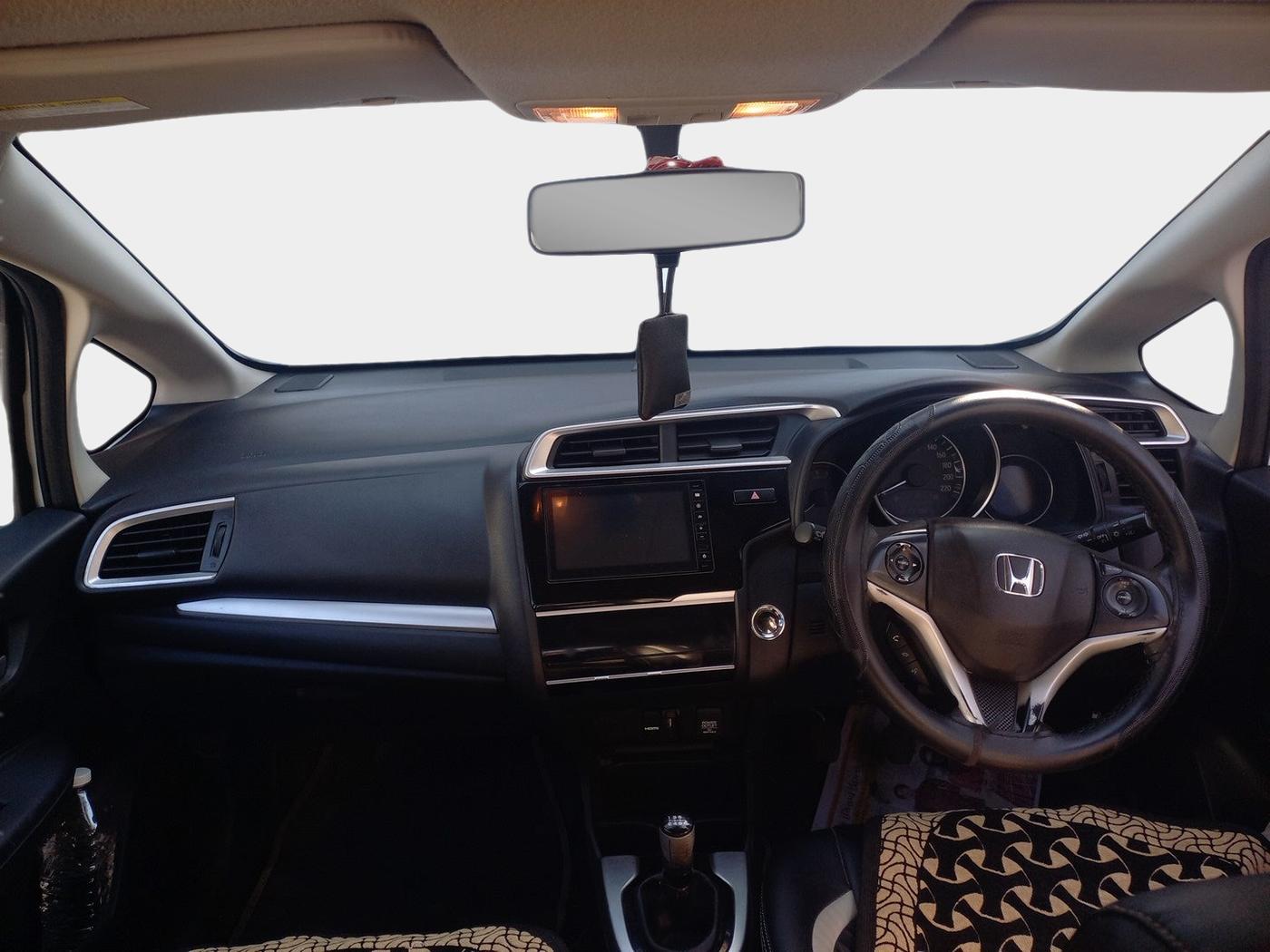 2018 Honda WR-V 1.5L I-DTEC VX MT, Diesel, Manual, 1,47,503 km, interior