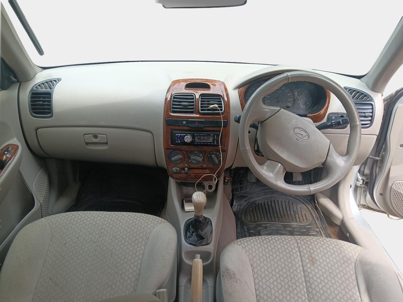 2011 Hyundai Accent EXECUTIVE, Petrol, Manual, 87,106 km, interior