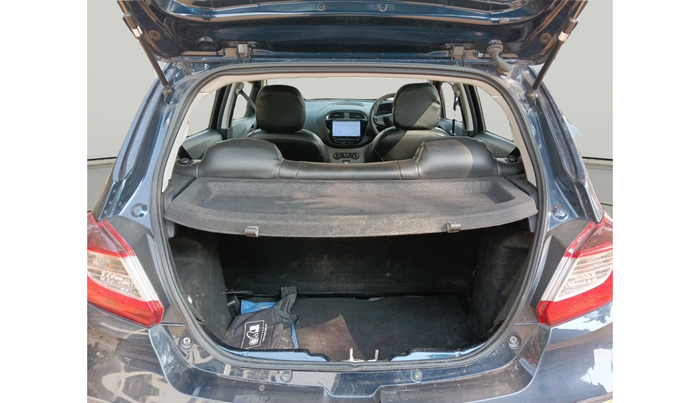 2023 Tata Tiago XT (O) PETROL, Petrol, Manual, 4,90,001 km, exterior
