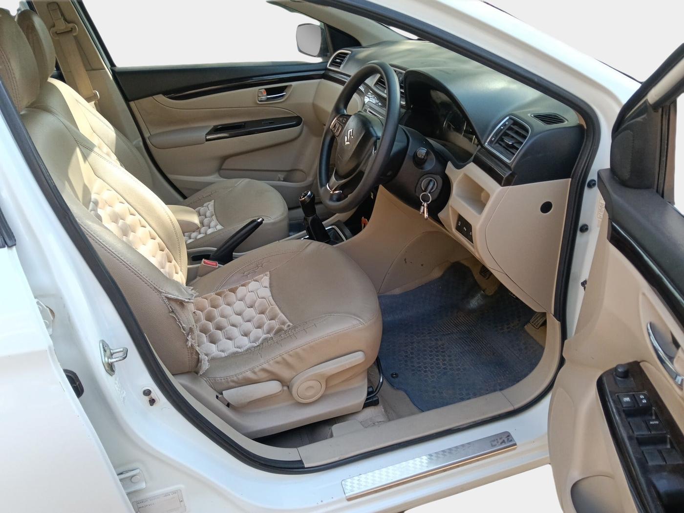 2018 Maruti Ciaz DELTA DIESEL 1.3, Diesel, Manual, 1,12,960 km, interior