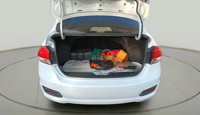 2018 Maruti Ciaz SIGMA 1.4 MT PETROL, Petrol, Manual, 1,32,011 km, exterior