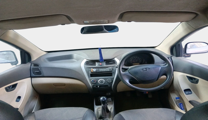 2013 Hyundai Eon ERA +, CNG, Manual, 1,36,795 km, interior