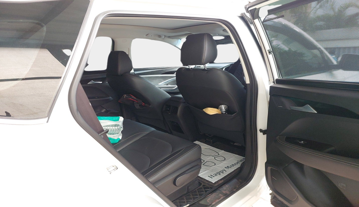 2019 MG HECTOR SHARP 2.0 DIESEL, Diesel, Manual, 1,15,564 km, interior
