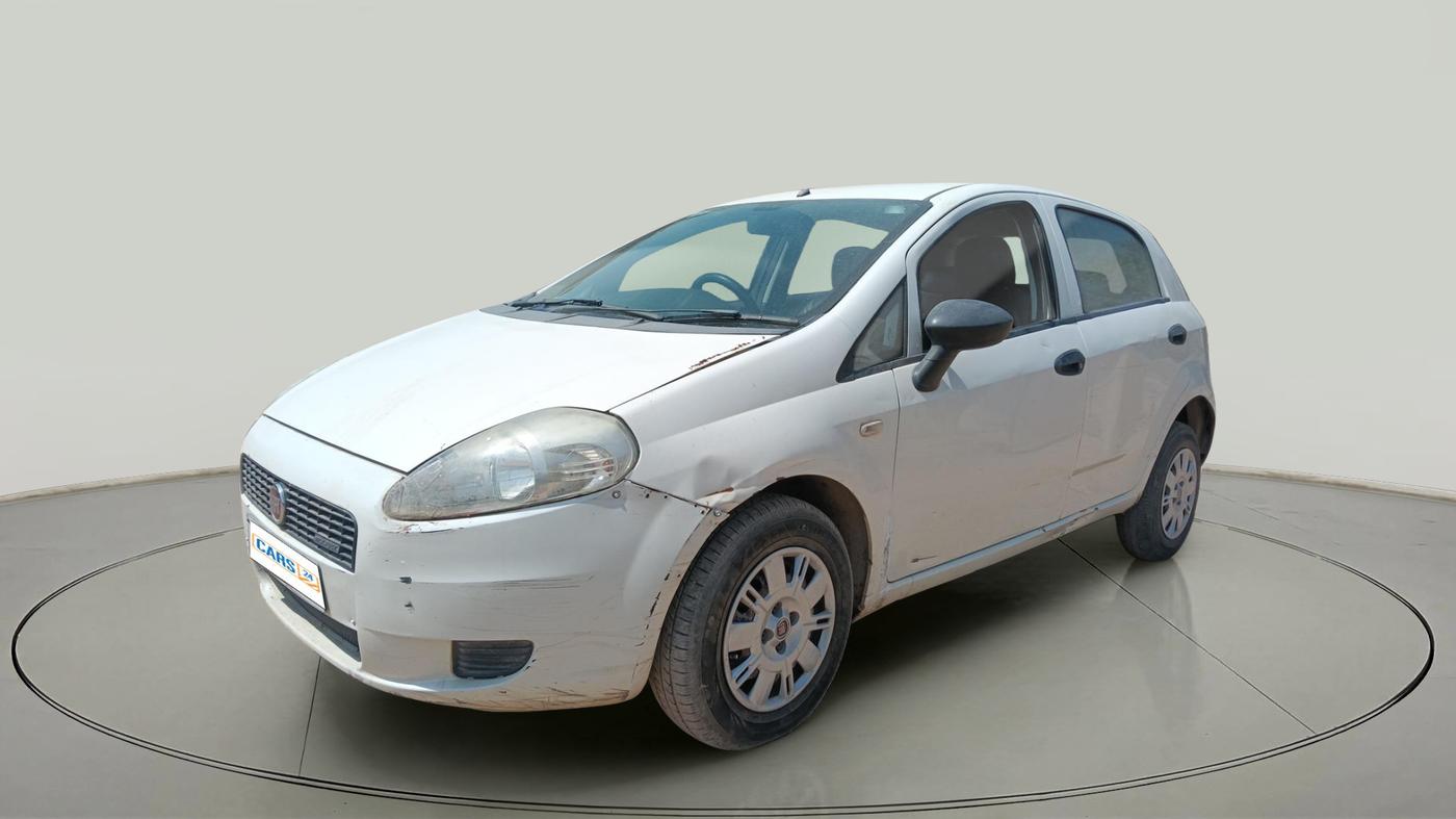 2013 Fiat Grand Punto ACTIVE 1.3, Diesel, Manual, 1,84,811 km, exterior