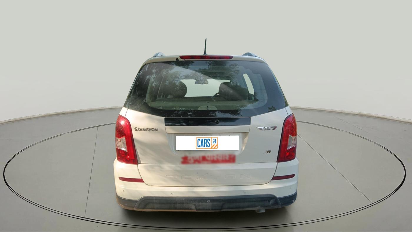 2013 Ssangyong Rexton RX7, Diesel, Automatic, 1,29,910 km, exterior