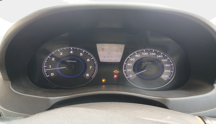 2011 Hyundai Verna FLUIDIC 1.6 VTVT SX, Petrol, Manual, 1,11,922 km, interior